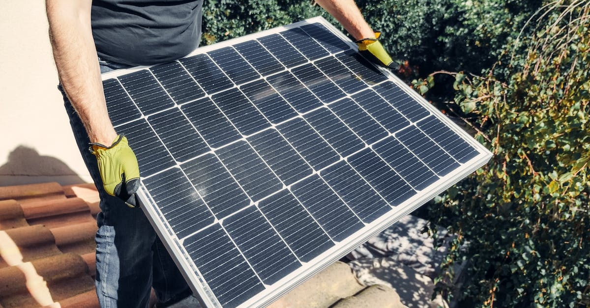 Ile kosztuje panele fotowoltaiczne i cała instalacja? Sprawdź aktualne ceny instalacji PV