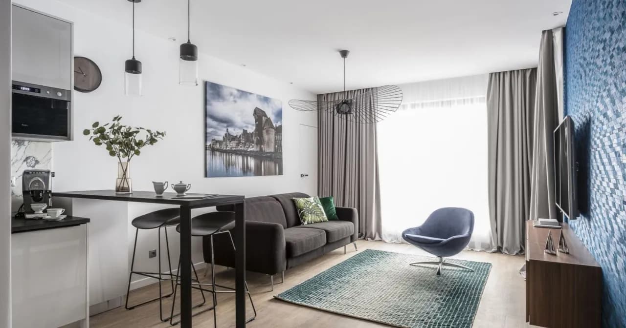 Jak ożywić szary salon: 15 pomysłów na kolorowe wnętrze