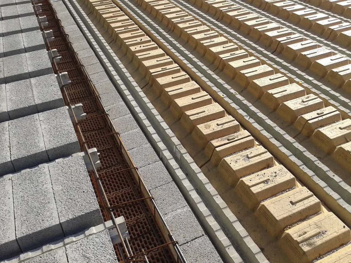 Strop rector czy teriva: Który wybór oszczędzi Twój budżet?