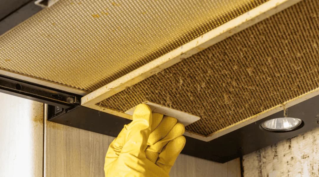 Jak wyczyścić okap kuchenny sodą: 5 sprawdzonych sposobów na czystość