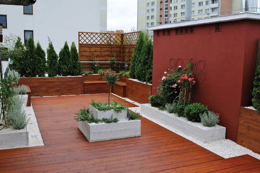 Jak zagospodarować taras przy domu: praktyczne pomysły na piękną i funkcjonalną przestrzeń