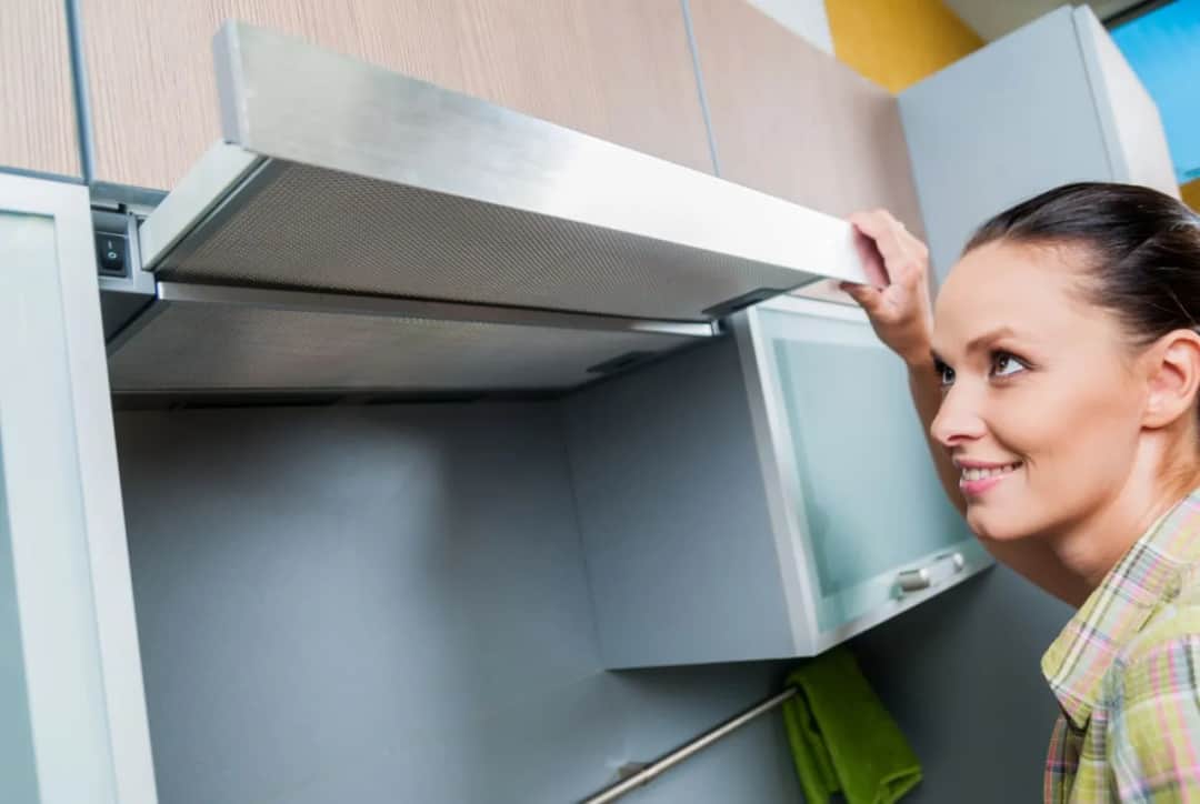 Jaki okap teleskopowy polecą eksperci: ranking 5 najlepszych modeli