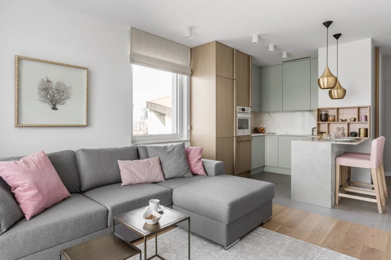 Jak urządzić mały salon z kuchnią: 10 sprytnych rozwiązań